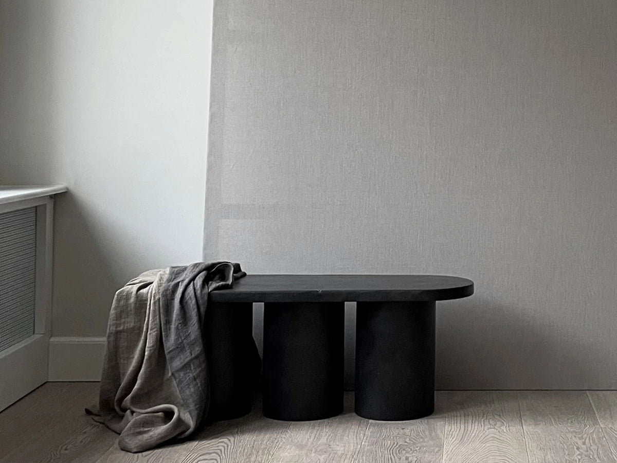 مقعد من خشب البتولا