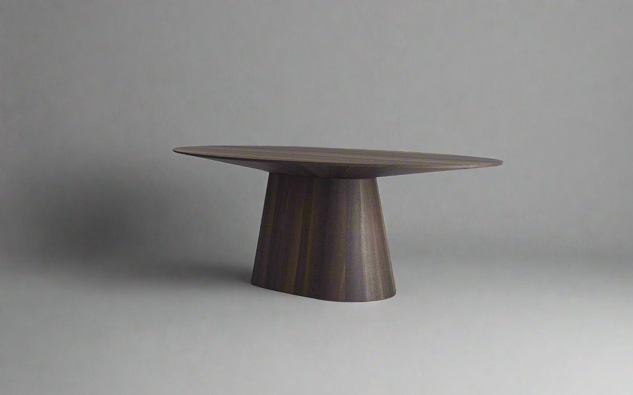 طاولة طعام مونرو البيضاوية