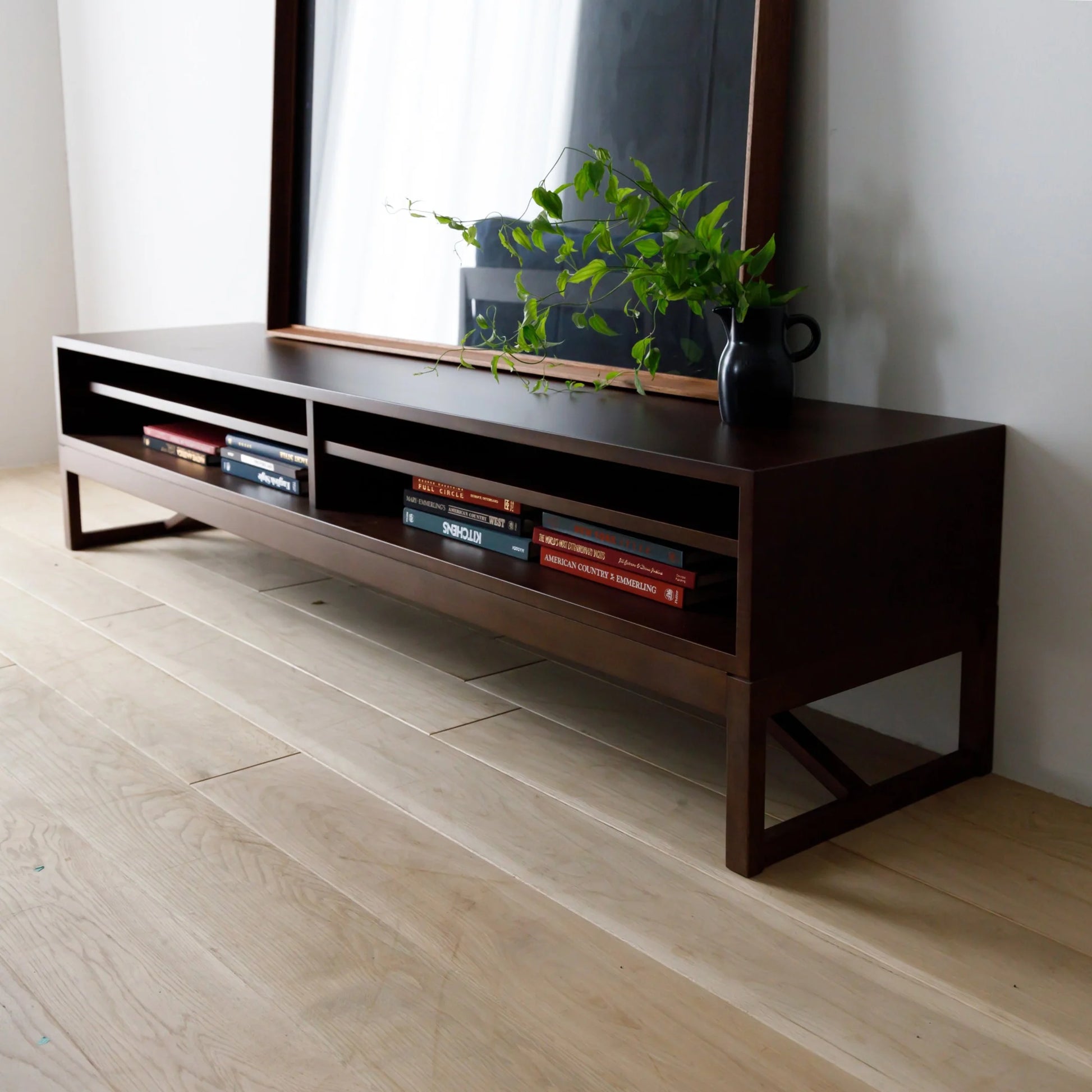 لوحة تلفزيون سبيكترا