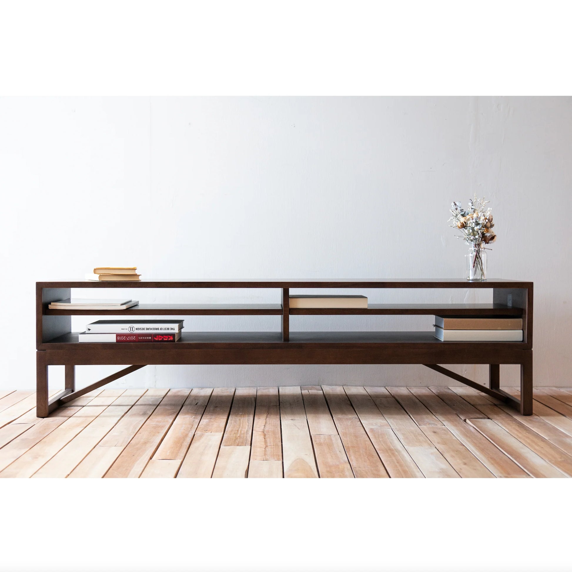 لوحة تلفزيون سبيكترا