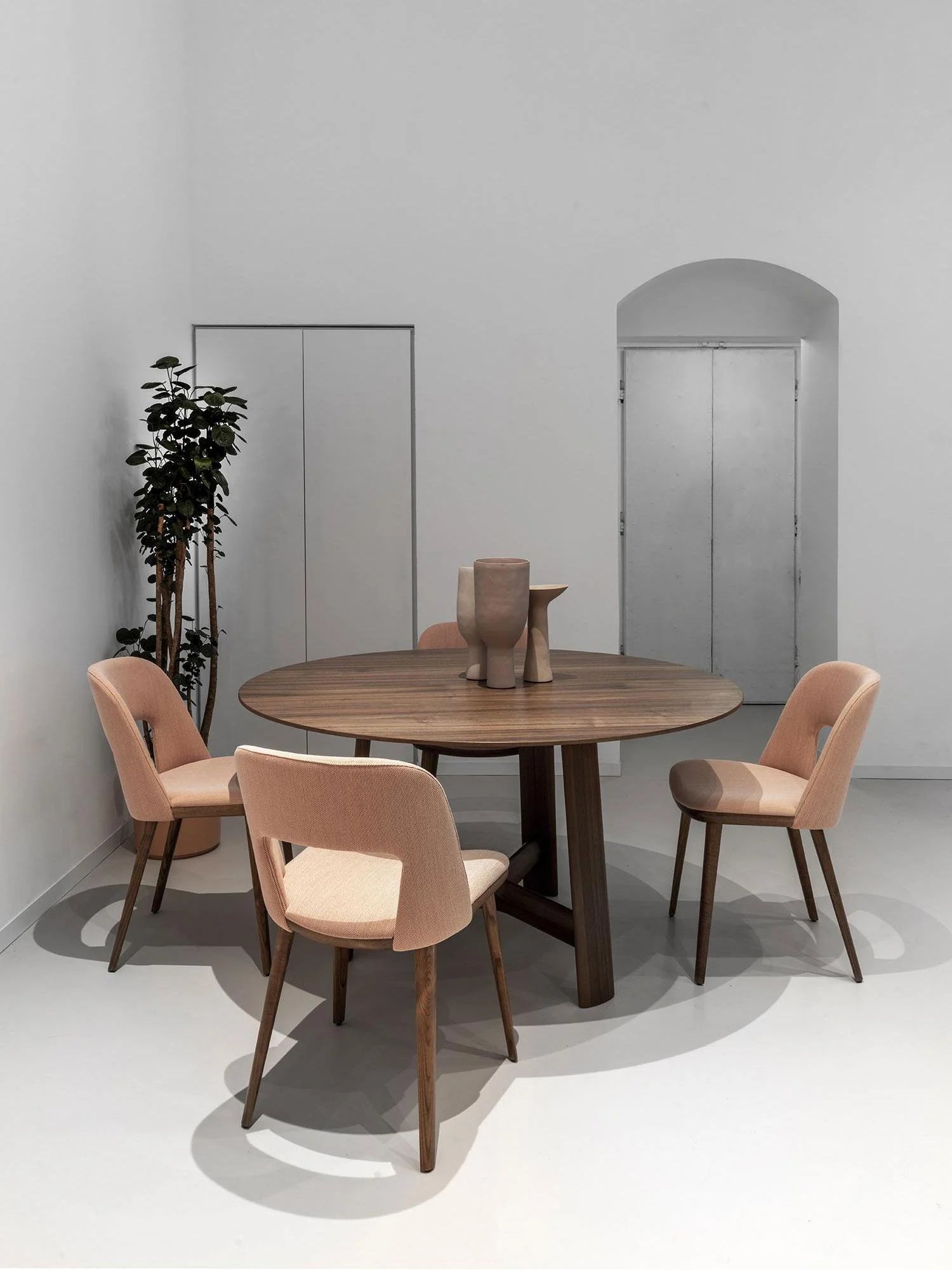 كرسي طعام منجد من فيريتي