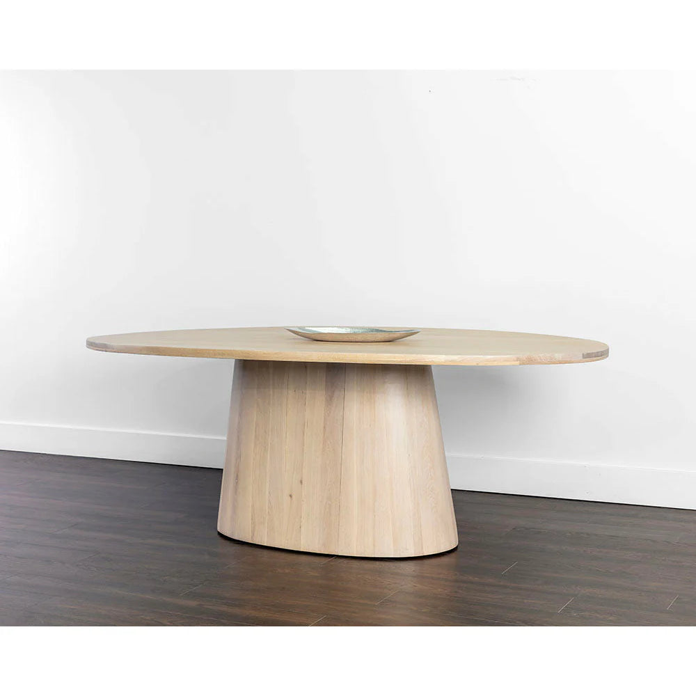 Willowcrest Oval Wooden Dining Table (5 Sizes)