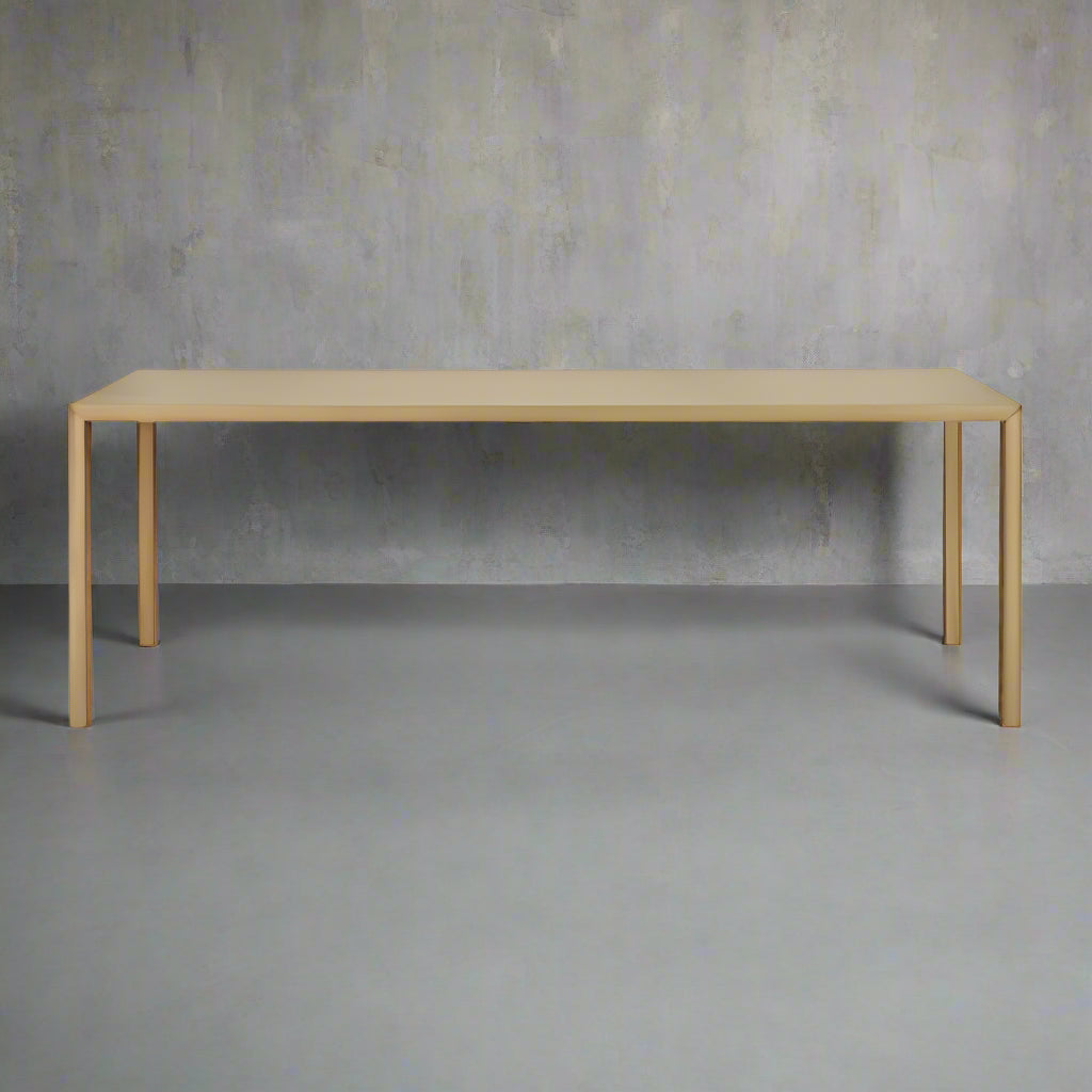 طاولة طعام زفير