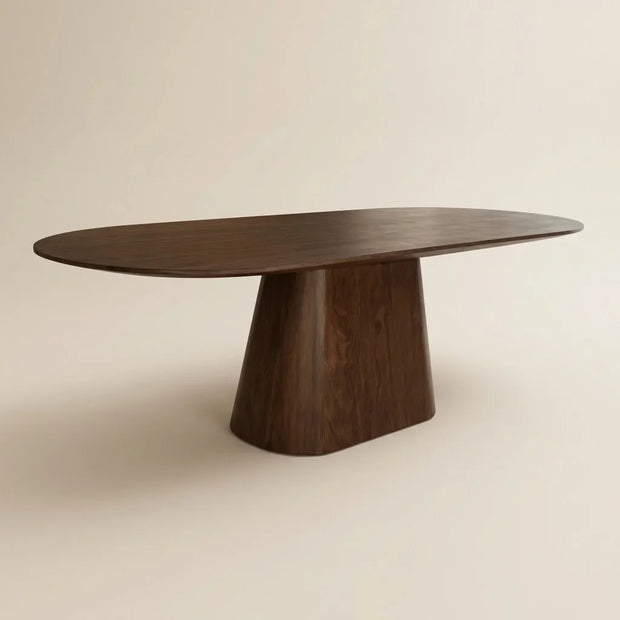 Custom vs Ready-Made Furniture in the UAE: Which Is Actually Worth It