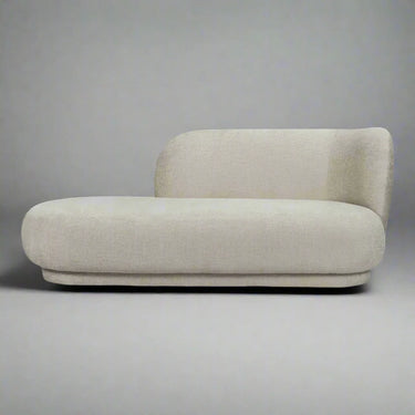 Chaise Lounges & Daybeds