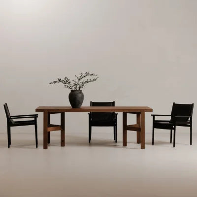 طاولة طعام كاراواي
