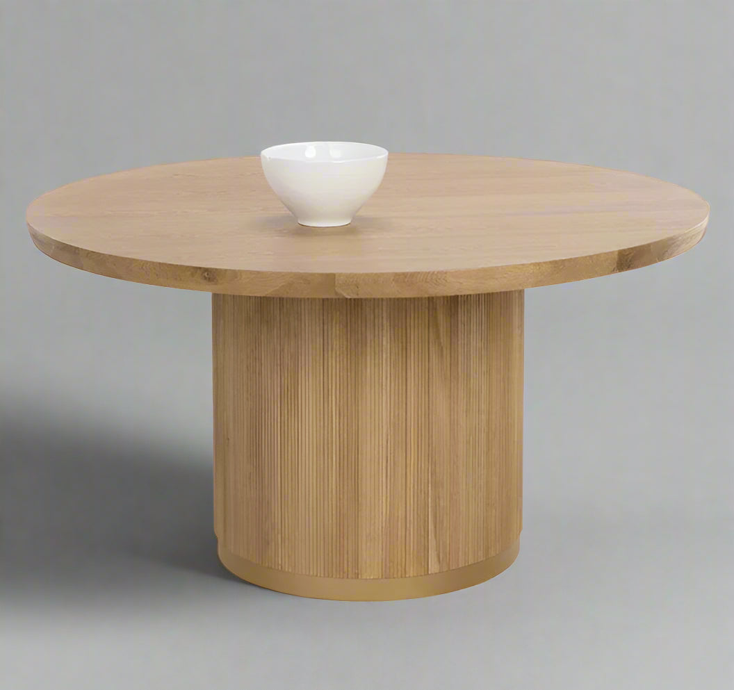 Cedar Dining Table – Solid Wood Front View