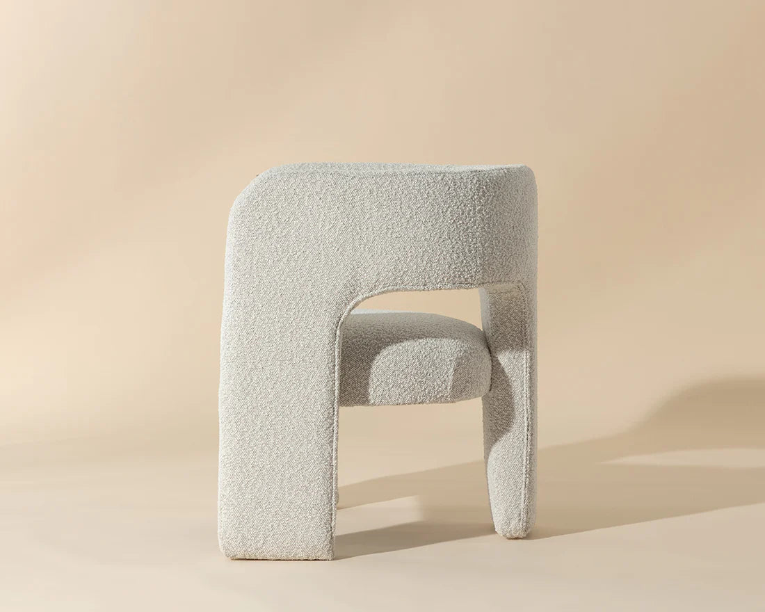 Niva Lounge Chair
