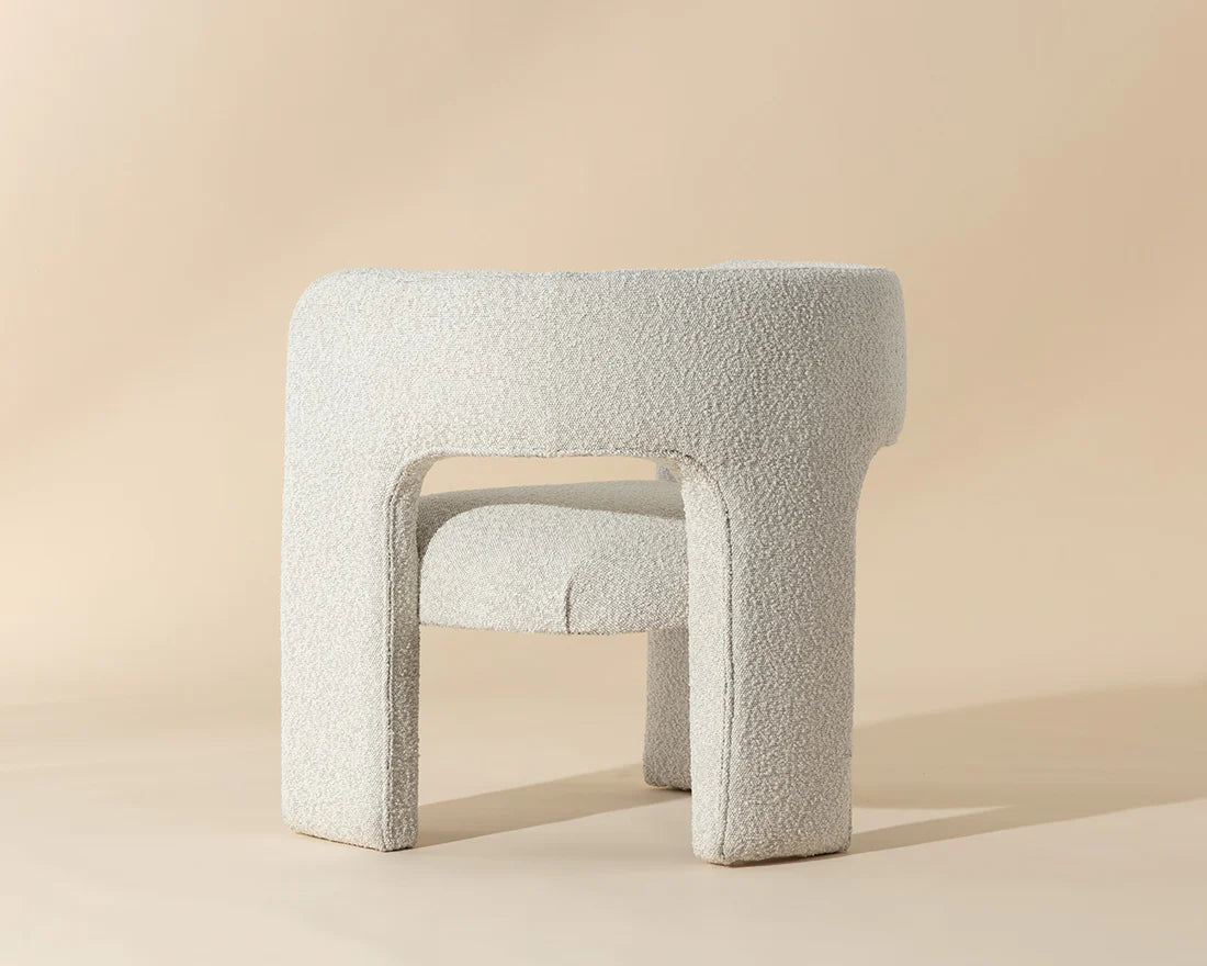 Niva Lounge Chair