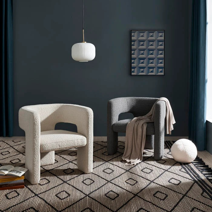 Niva Lounge Chair