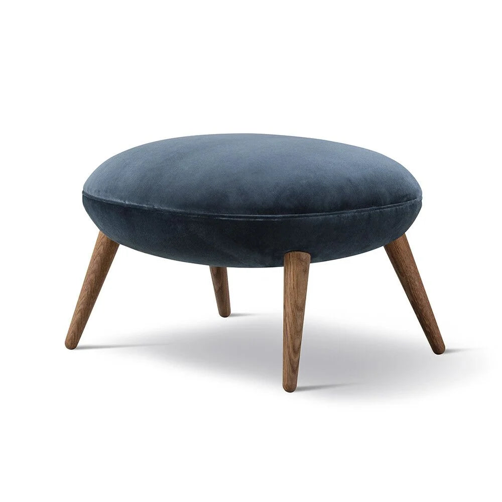 The Serene Swoon Ottoman