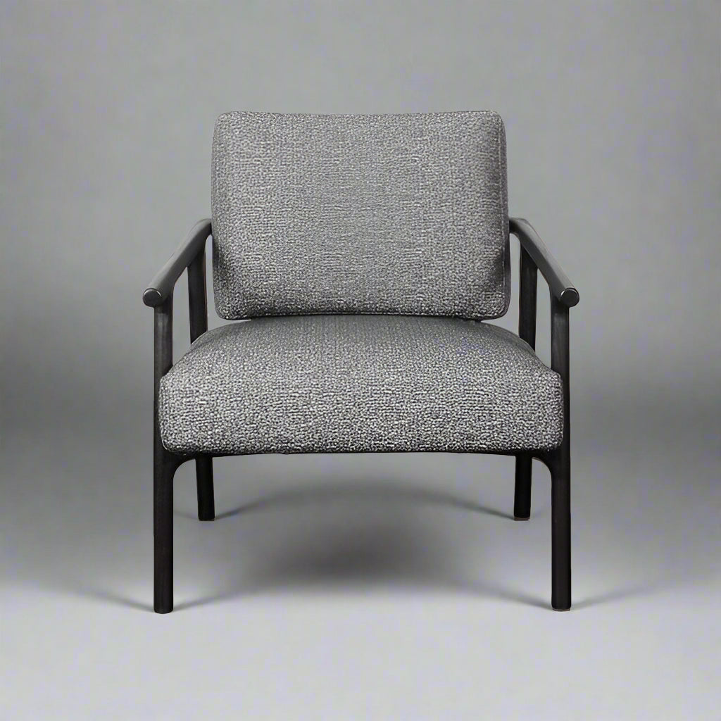 Voss Lounge Chair