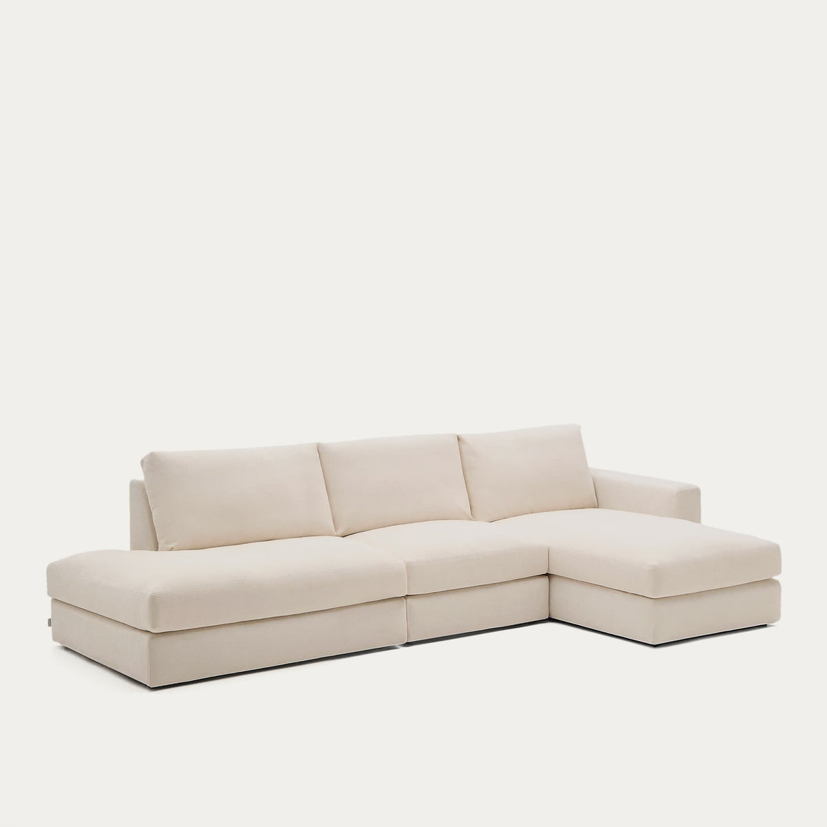 Vela L-shape sofa in ecru chenille, side view